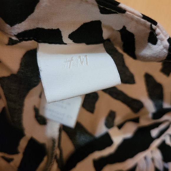 H&M short dress - Picture 6 of 11